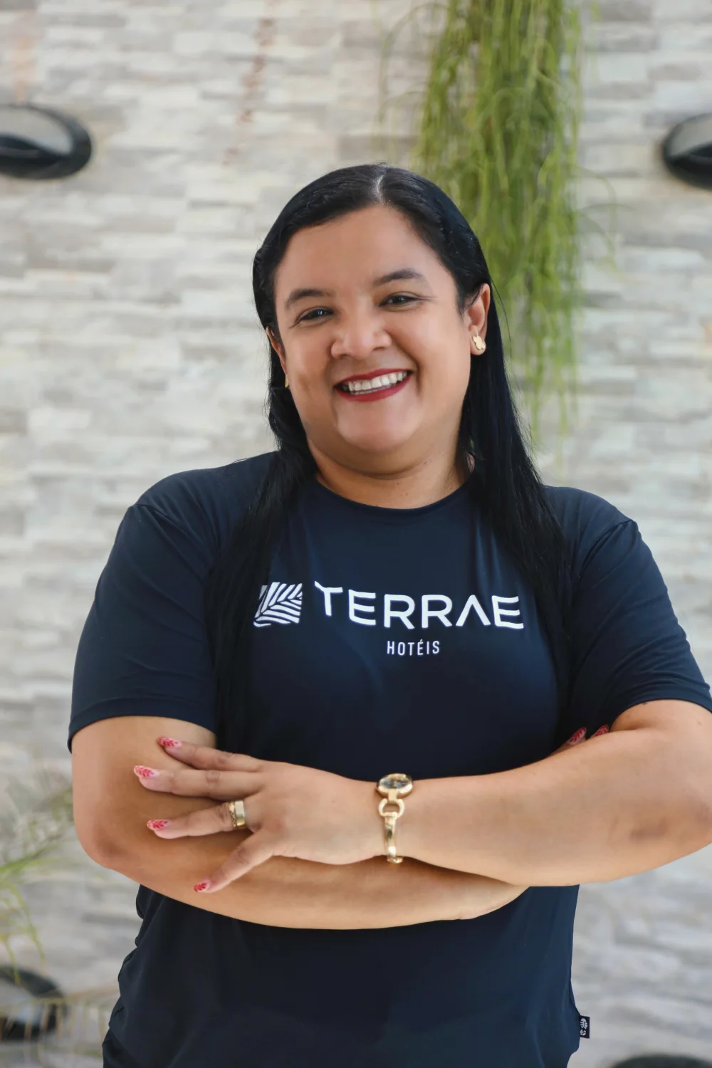 Retrato de Aline, Supervisora de Gobernanza Hotelera.